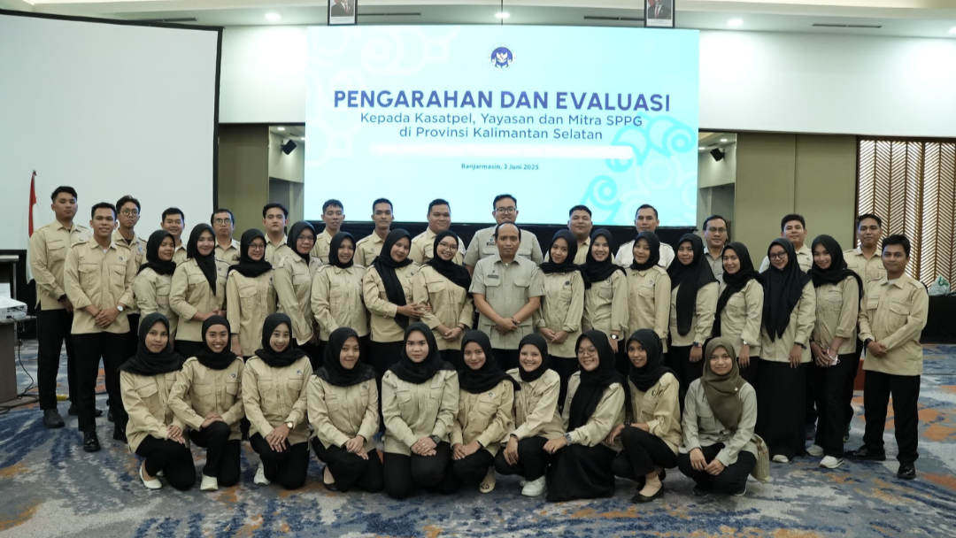 Permudah Pengawasan MBG, BGN Sijunjung Gelar Sosialisasi dan Bimtek Tauwas Care di Dua Provinsi Kalimantan