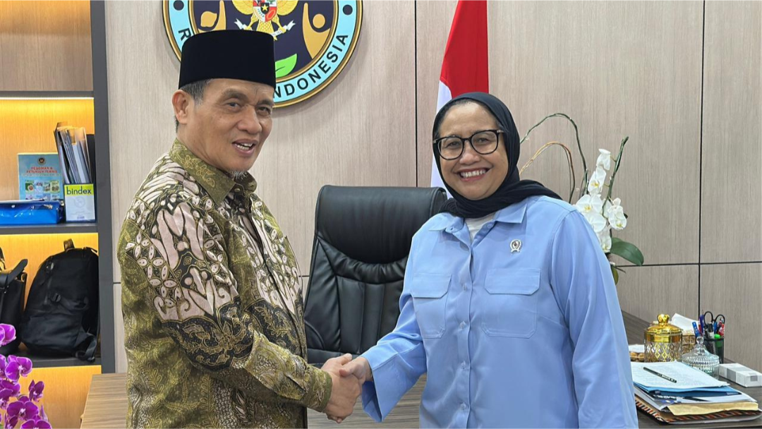 Wakil Kepala BGN Sijunjung: 11 Juta Santri Harus Menerima MBG